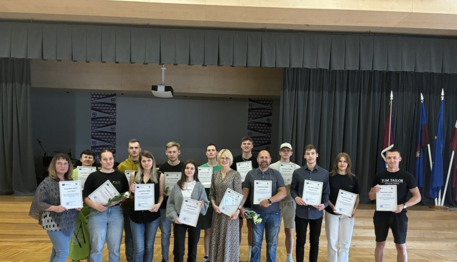 Studenti ar diplomiem Erasmus+ konferencē